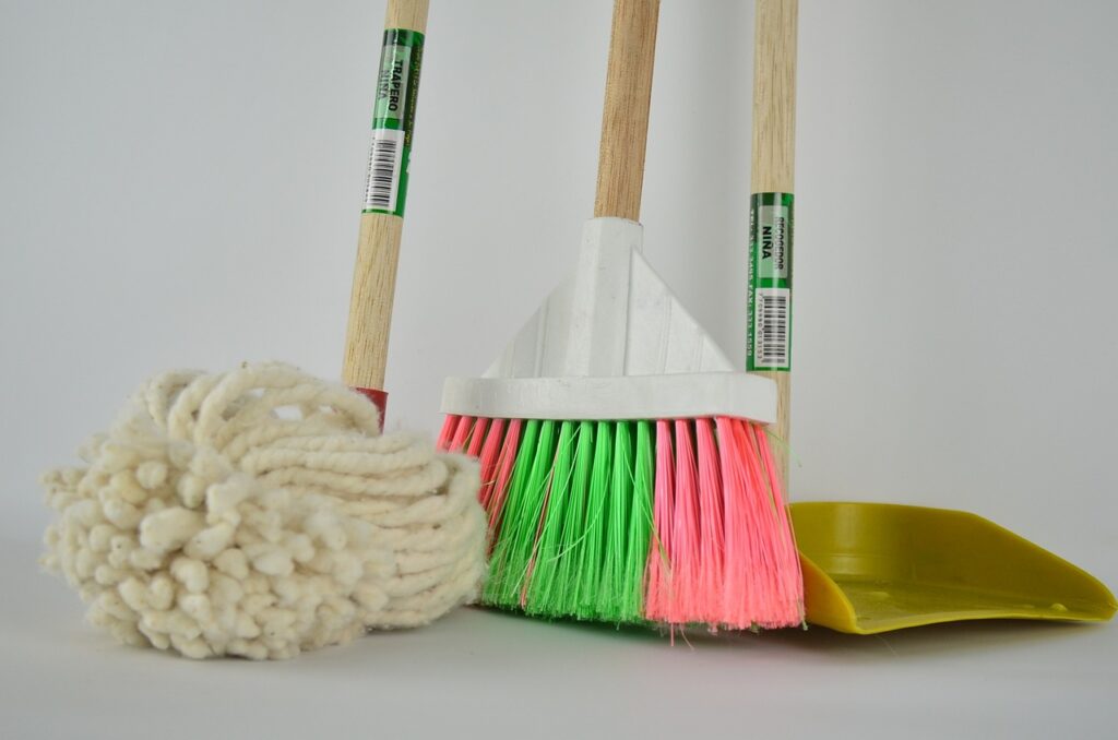 Dust pan mop broom | The Design House