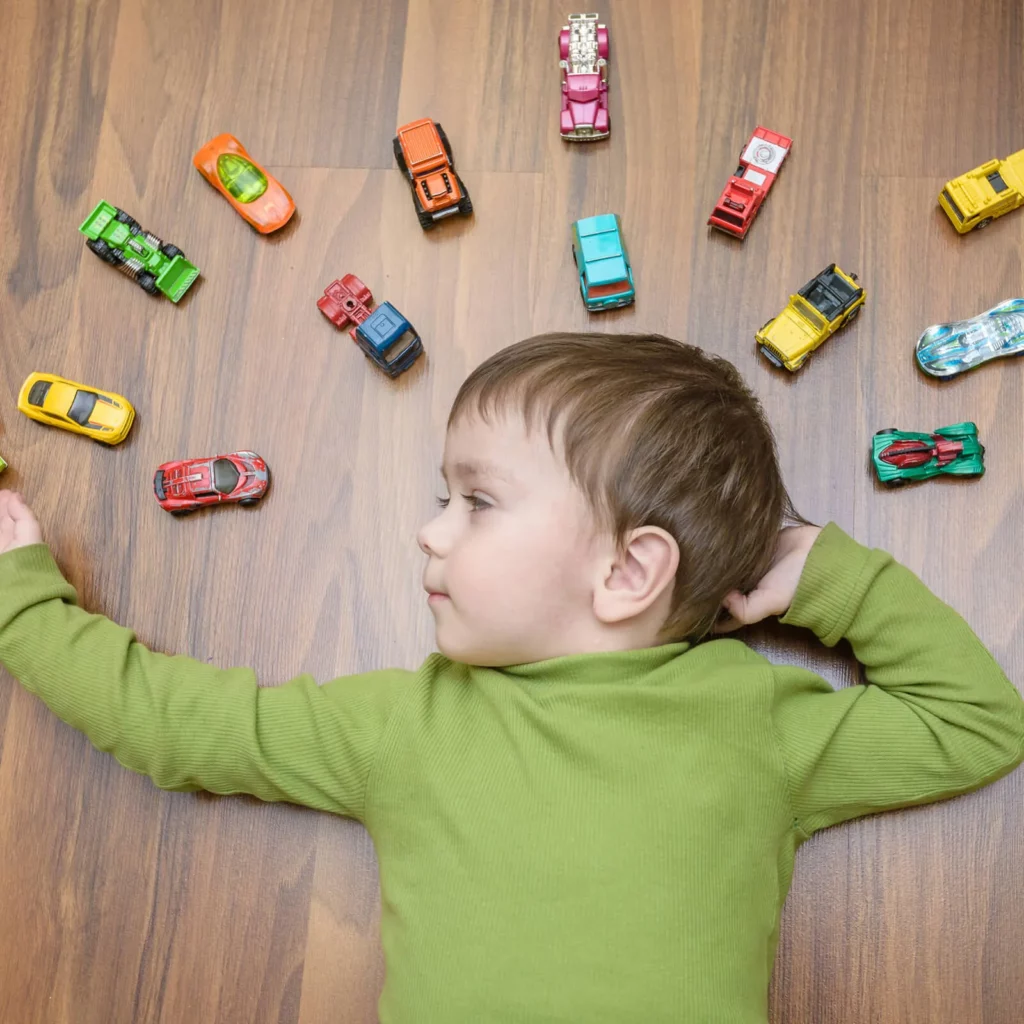 lv_cm_1600x1600 Boy with toys | The Design House