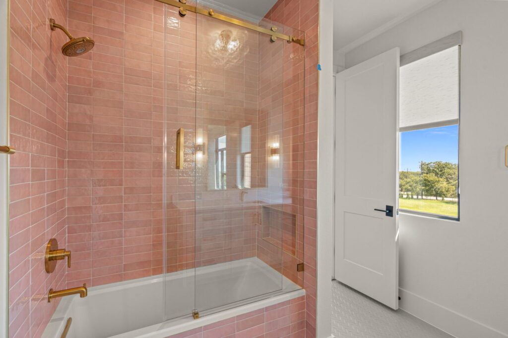 36 web or mls 850 Gibbons Rd Premier Property Media 67 | The Design House