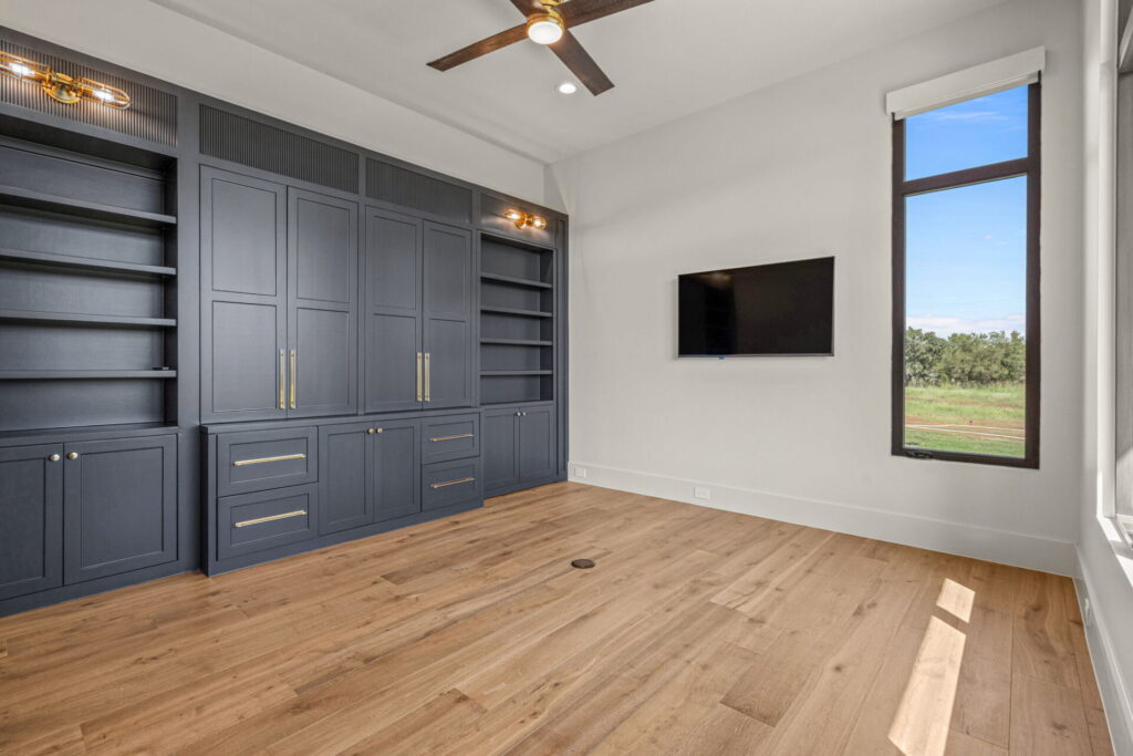 5 web or mls 850 Gibbons Rd Premier Property Media 10 | The Design House